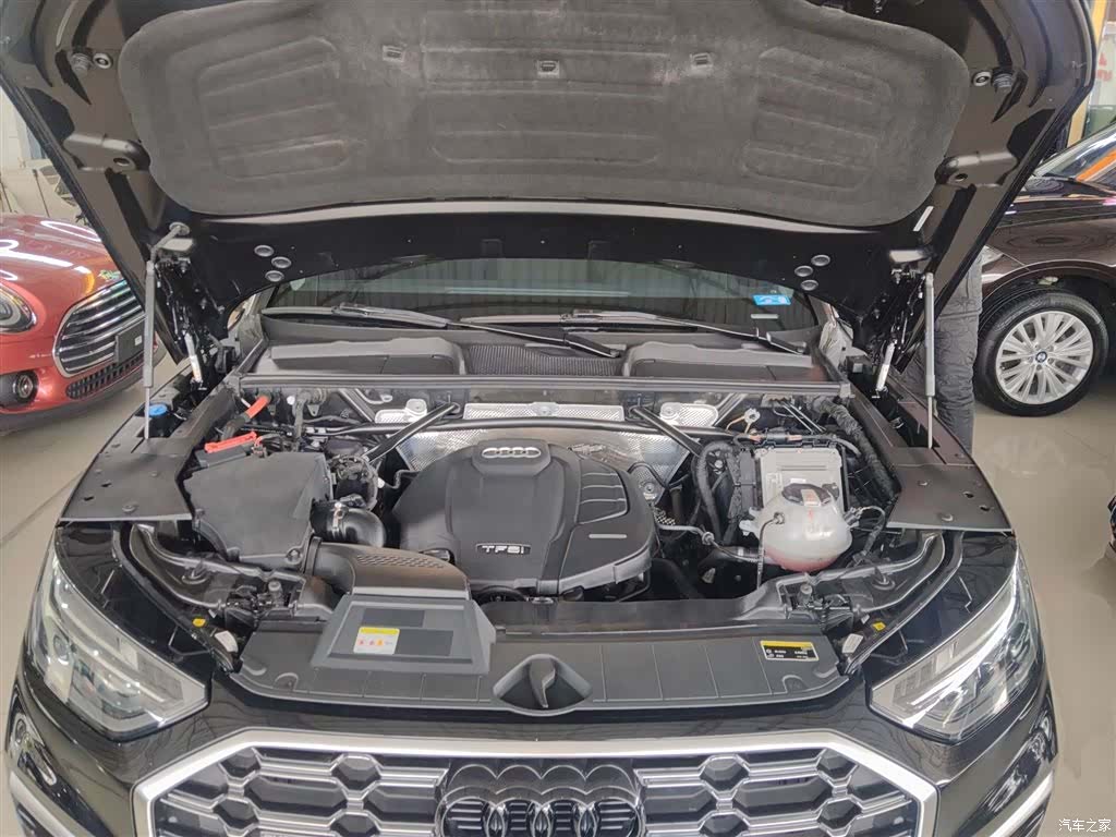 Audi Q5L, 2022 10