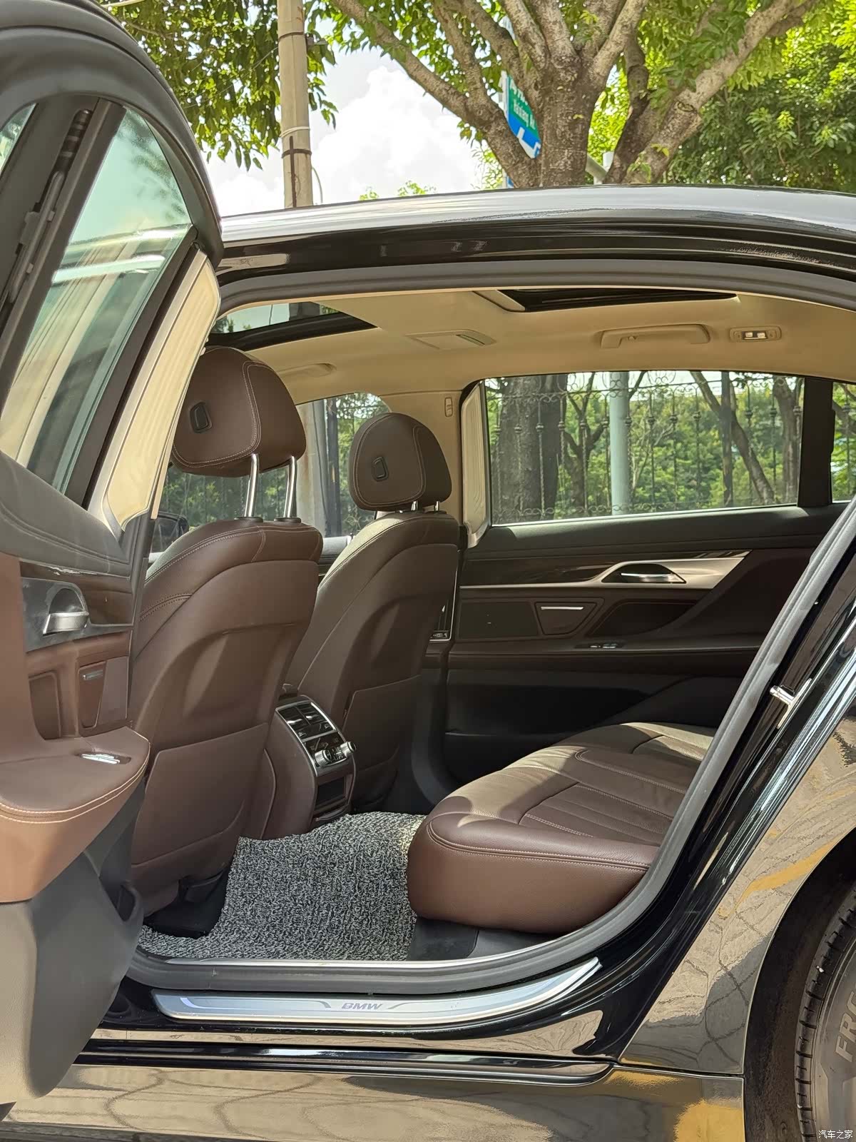 BMW 7 Series, 2017 16