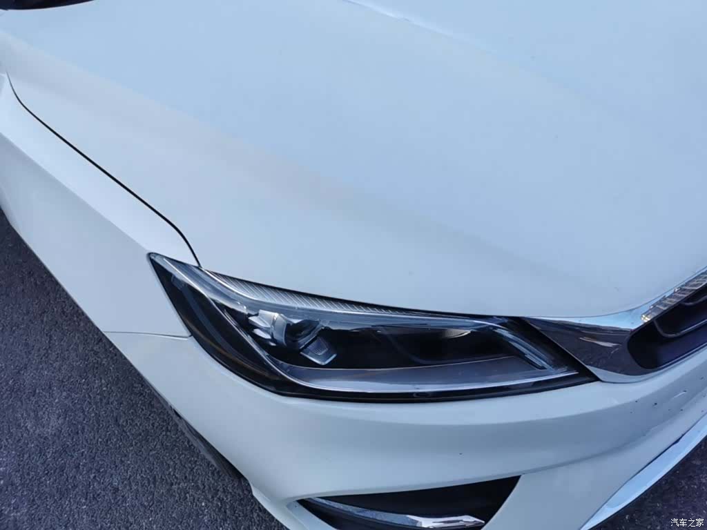 Geely Binray, 2019 24