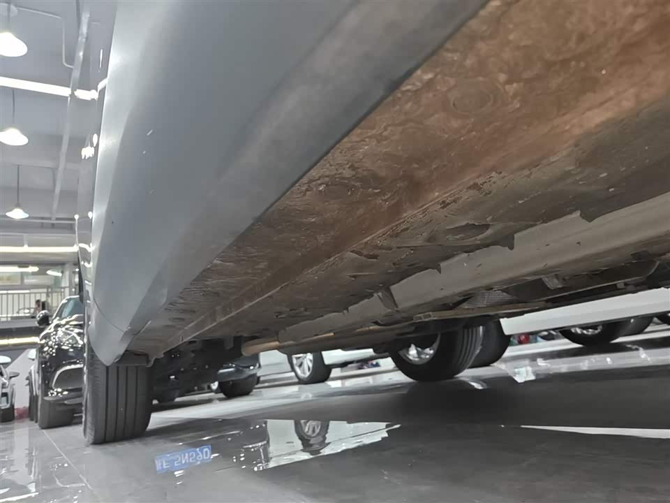 Toyota Corolla Sharp amplifier