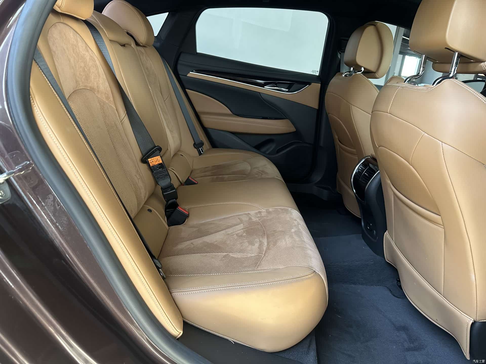 Buick LaCrosse, 2017 12