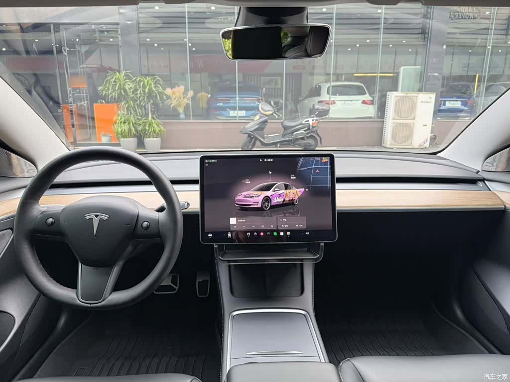Tesla Model 3, 2023 14