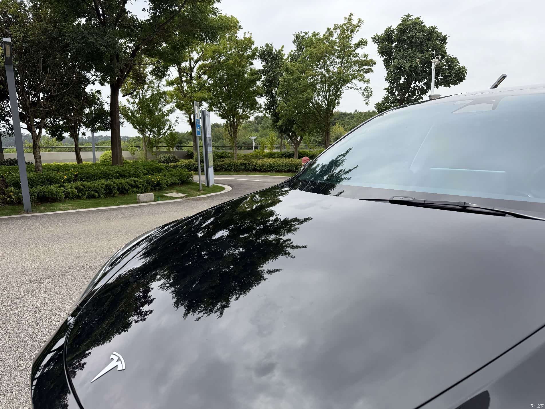 Tesla Model Y, 2023 16