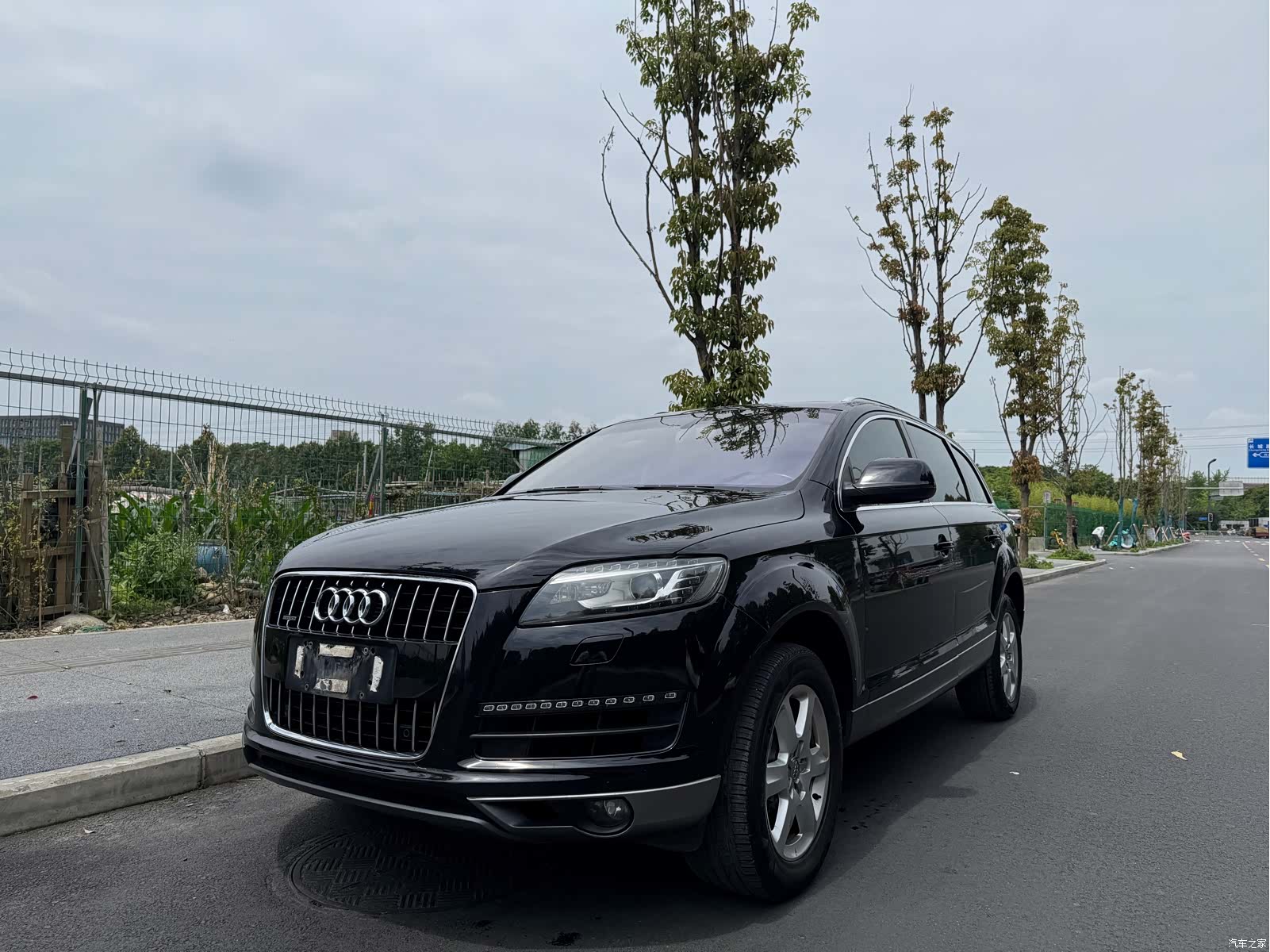 Audi Q7, 2015 1