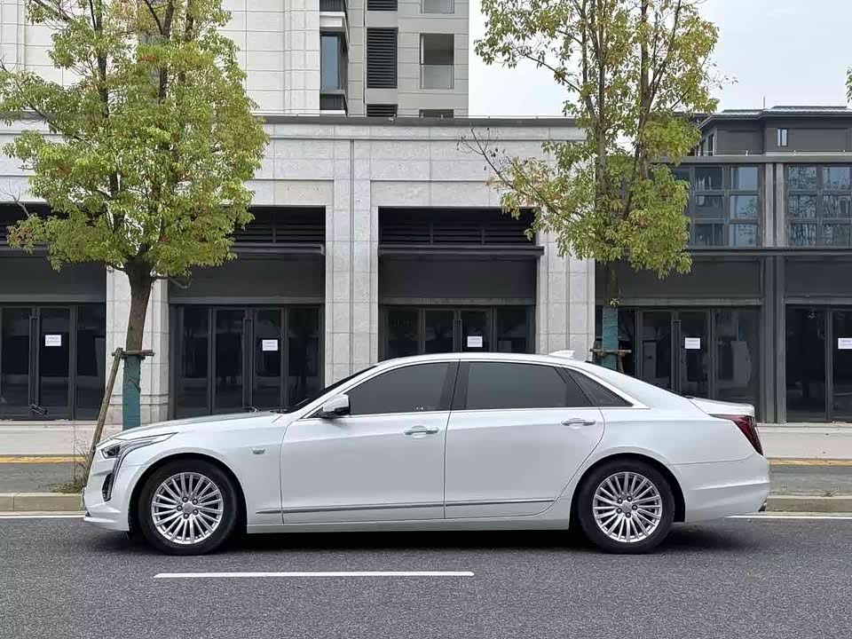 Cadillac CT6