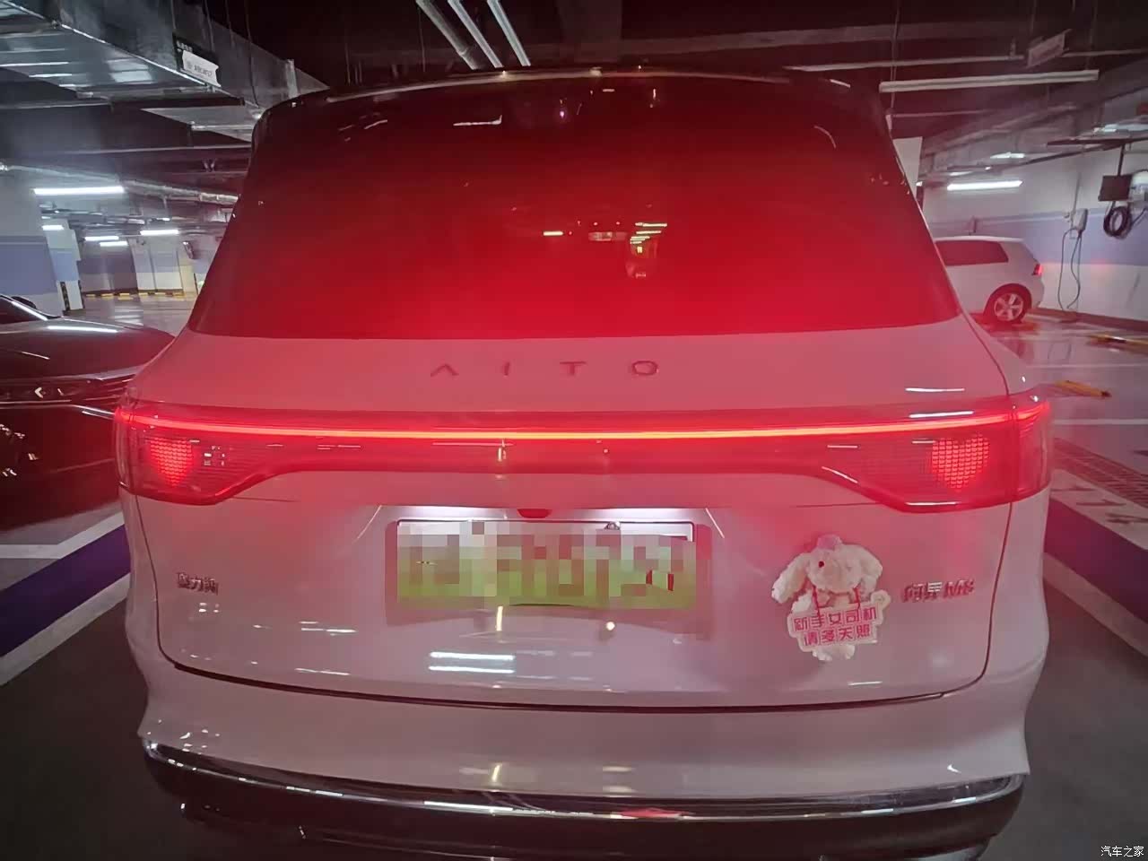 AITO M8, 2025 все фото