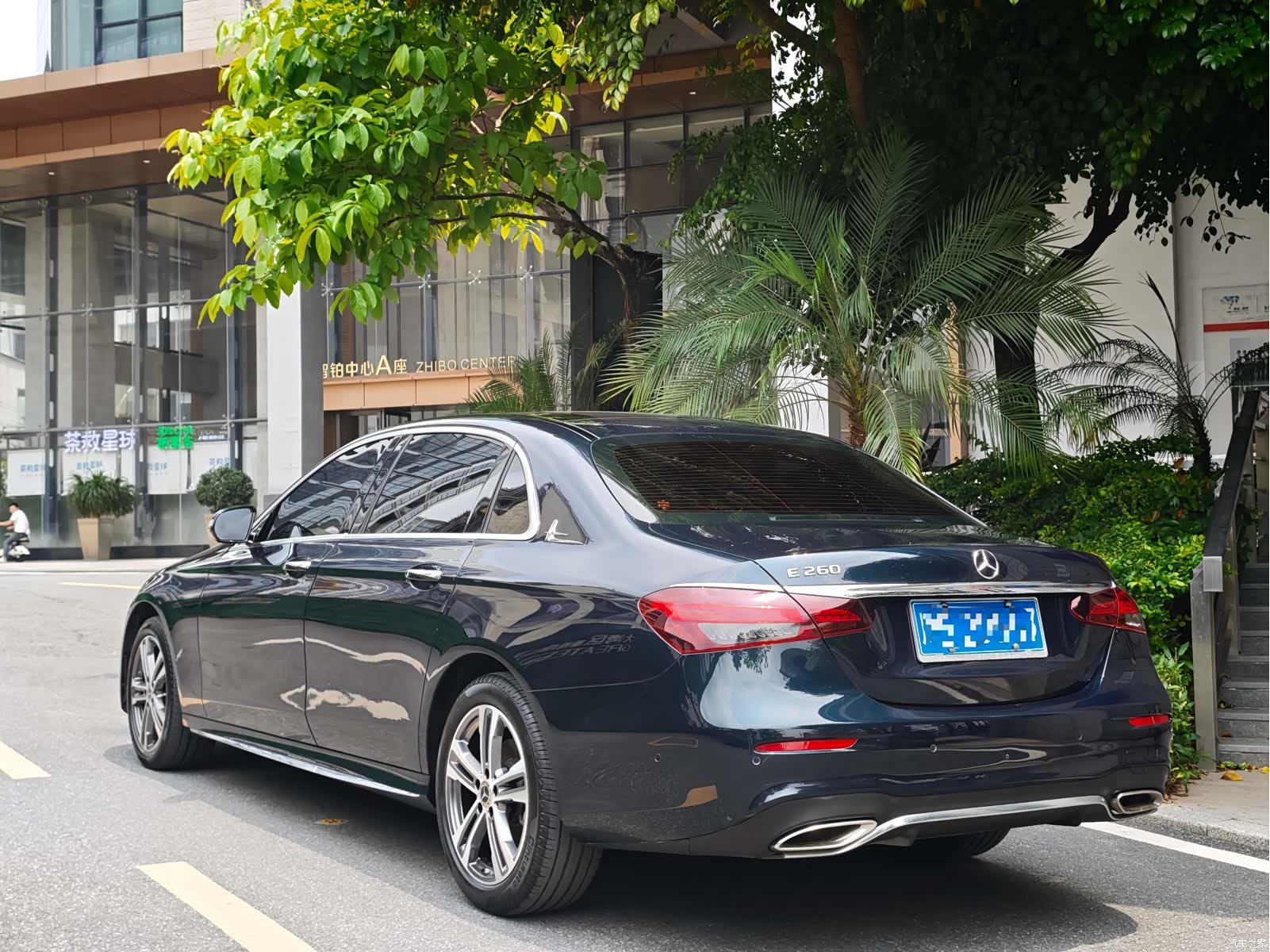 Mercedes-Benz E-Class, 2022 8