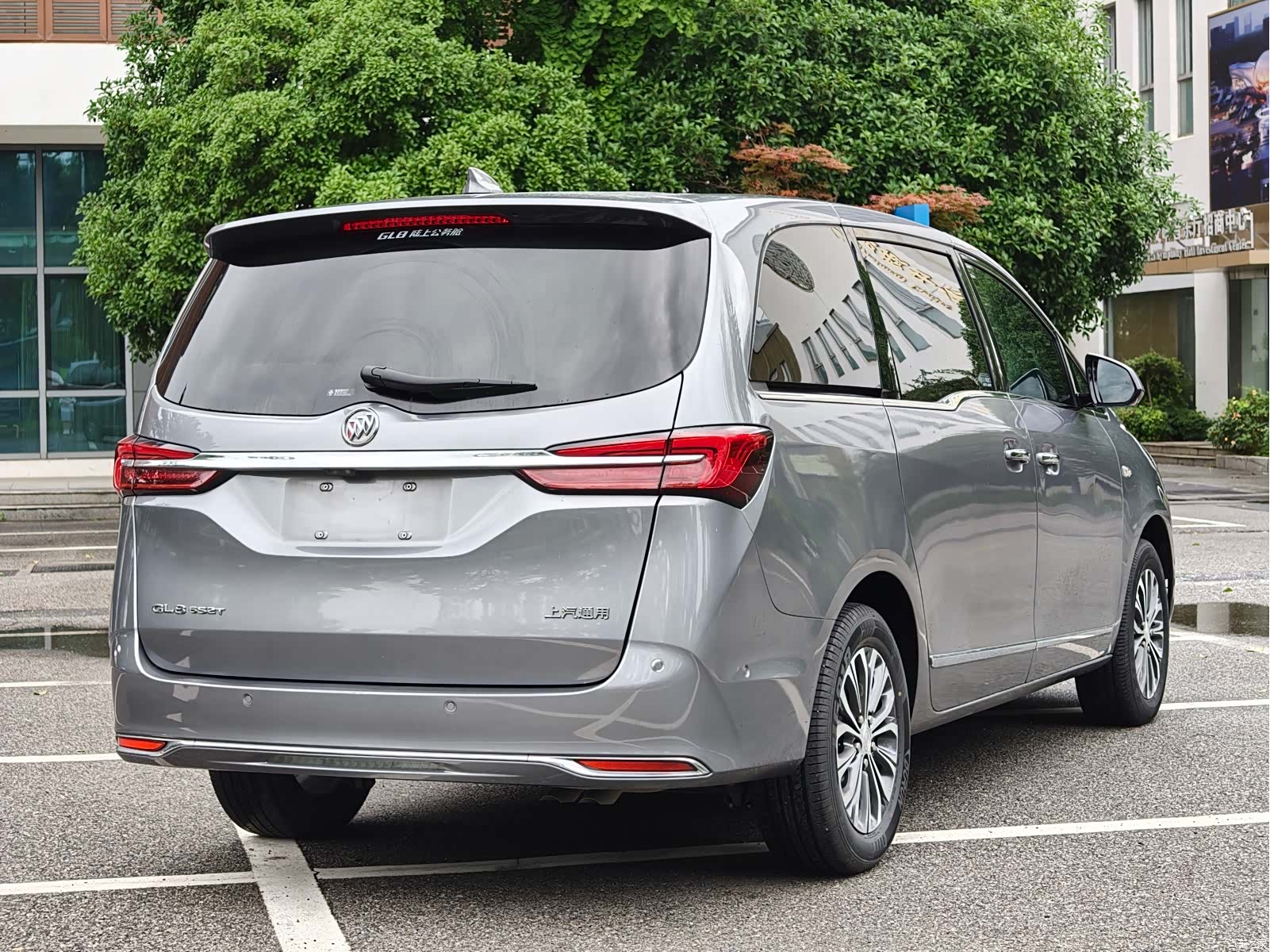 Buick GL8, 2021 6