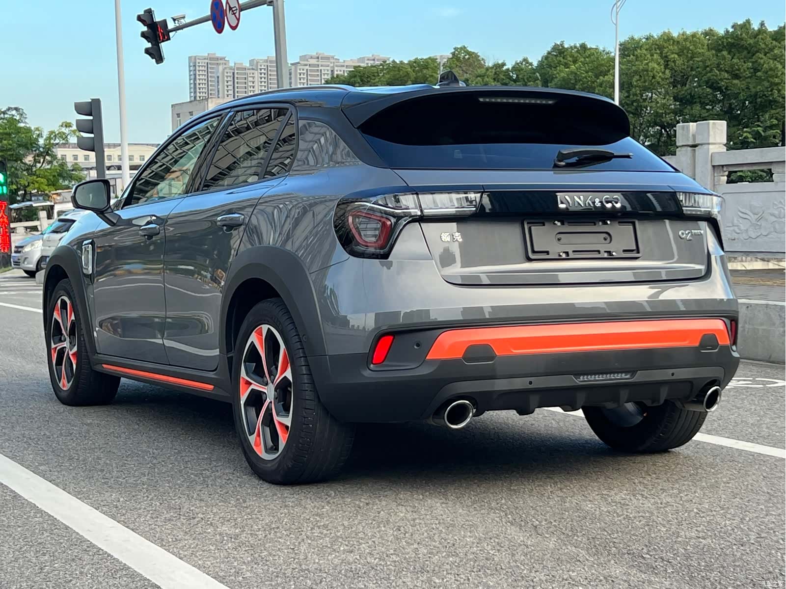 Lynk & Co 01, 2020 6
