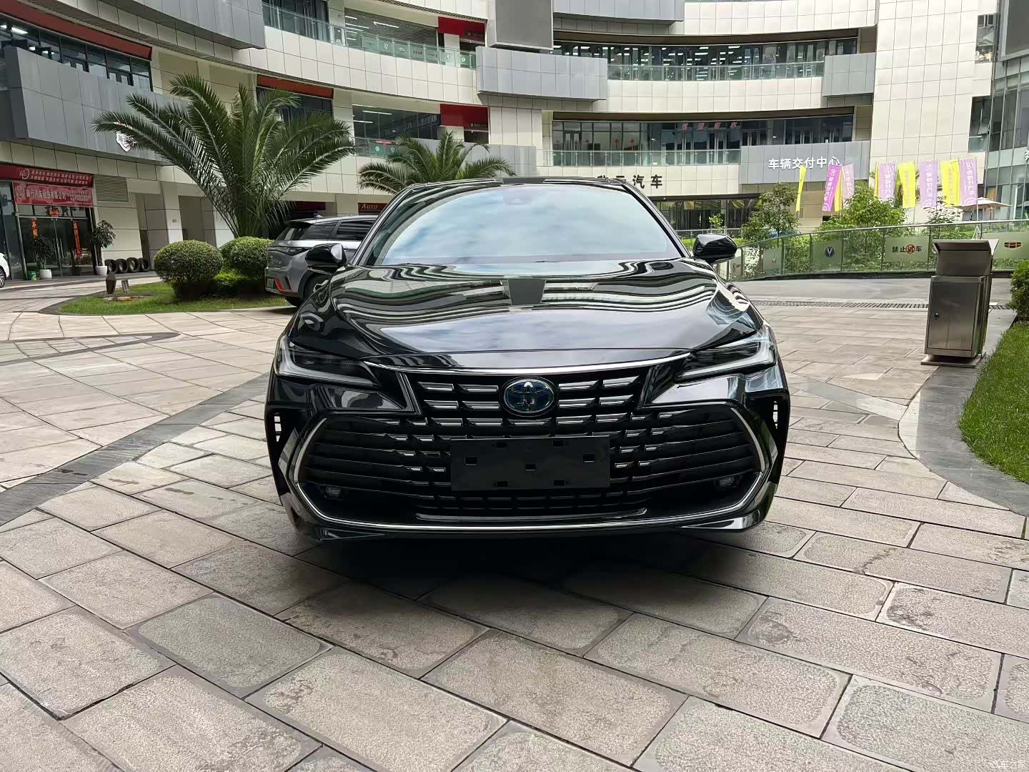 Toyota Avalon, 2023 2