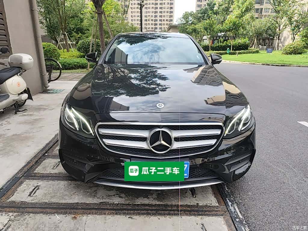 Mercedes-Benz E-Class, 2019 3