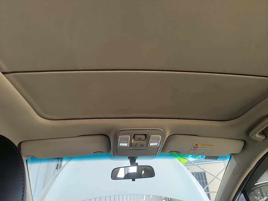 Geely Emgrand, 2018 18