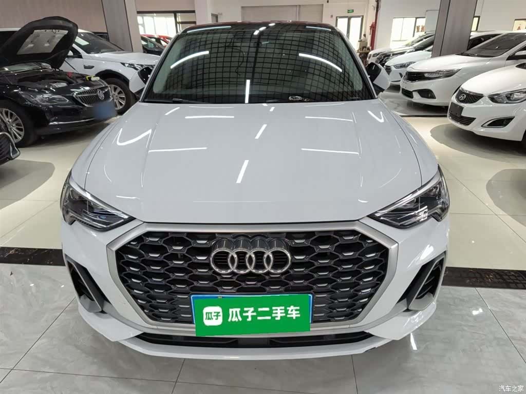 Audi Q3, 2021 3