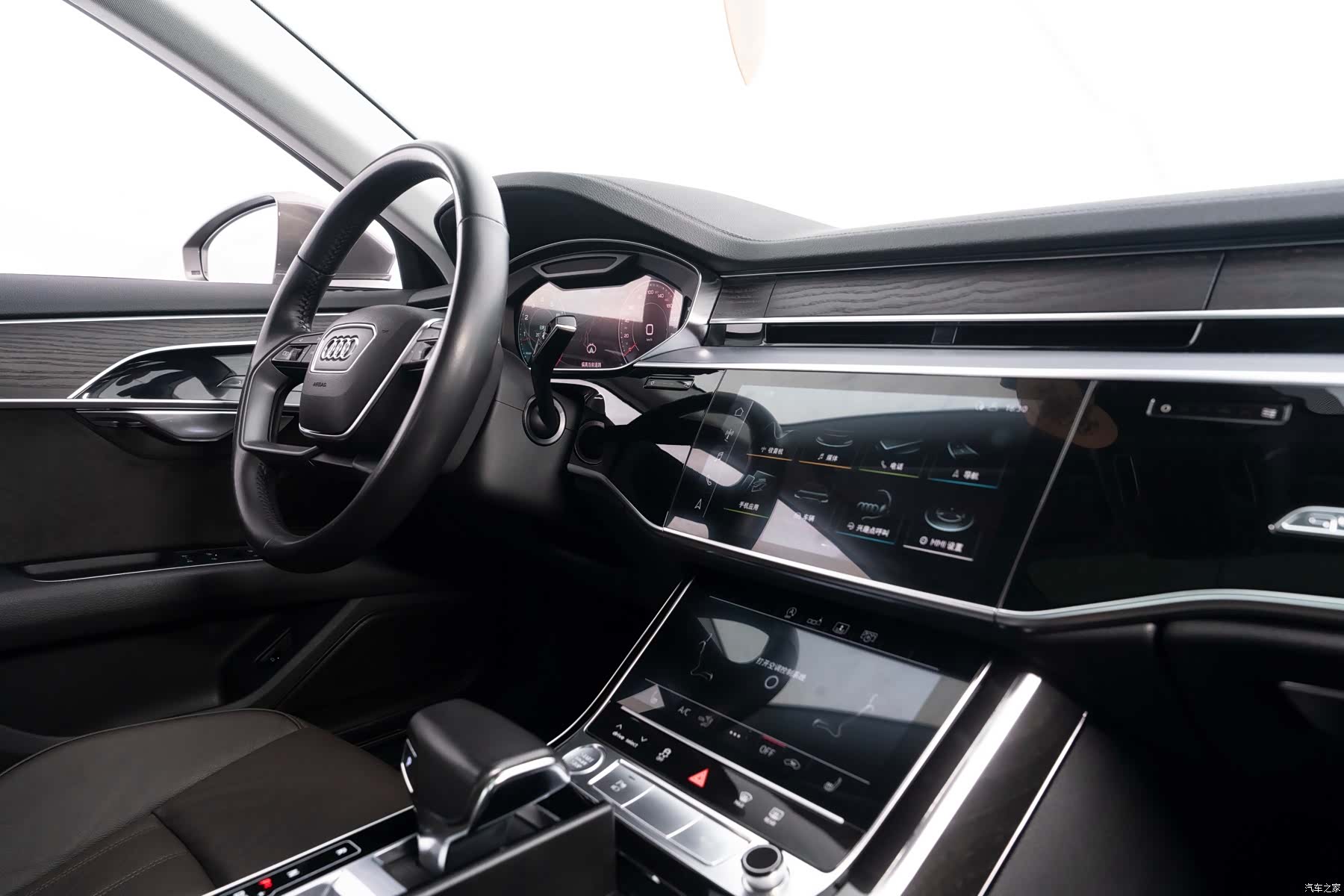 Audi A8L, 2020 13
