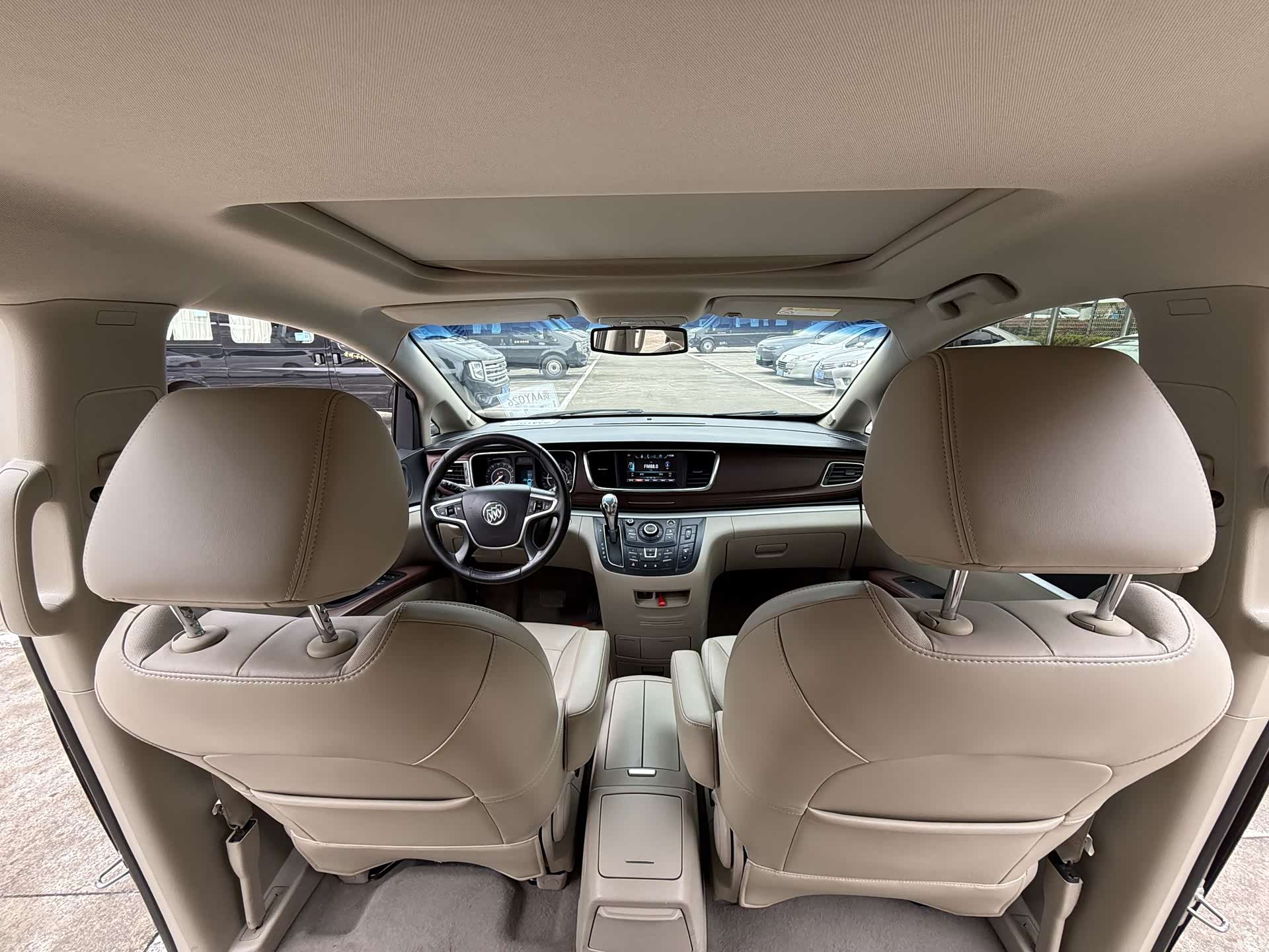 Buick GL8, 2019 17