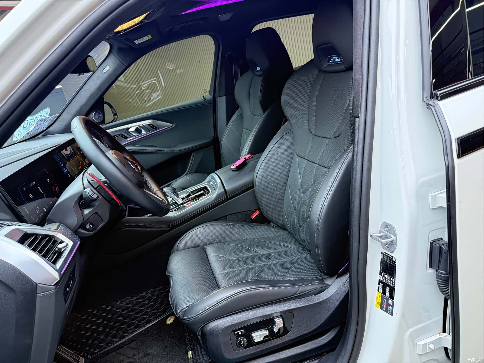 BMW XM, 2024 все фото