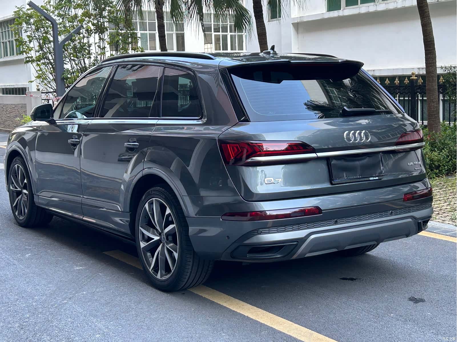 Audi Q7, 2021 6