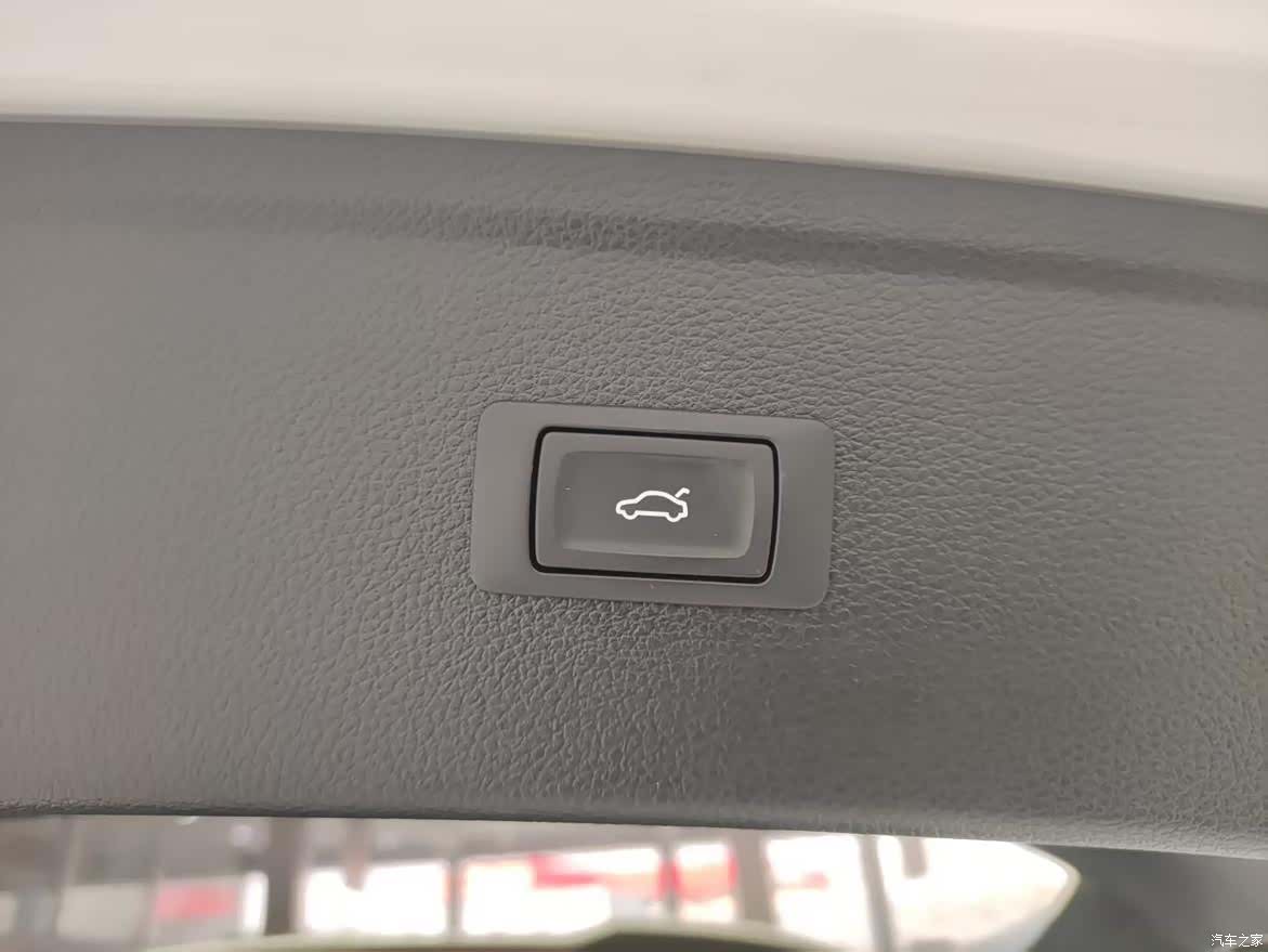 Audi Q5L, 2019 31