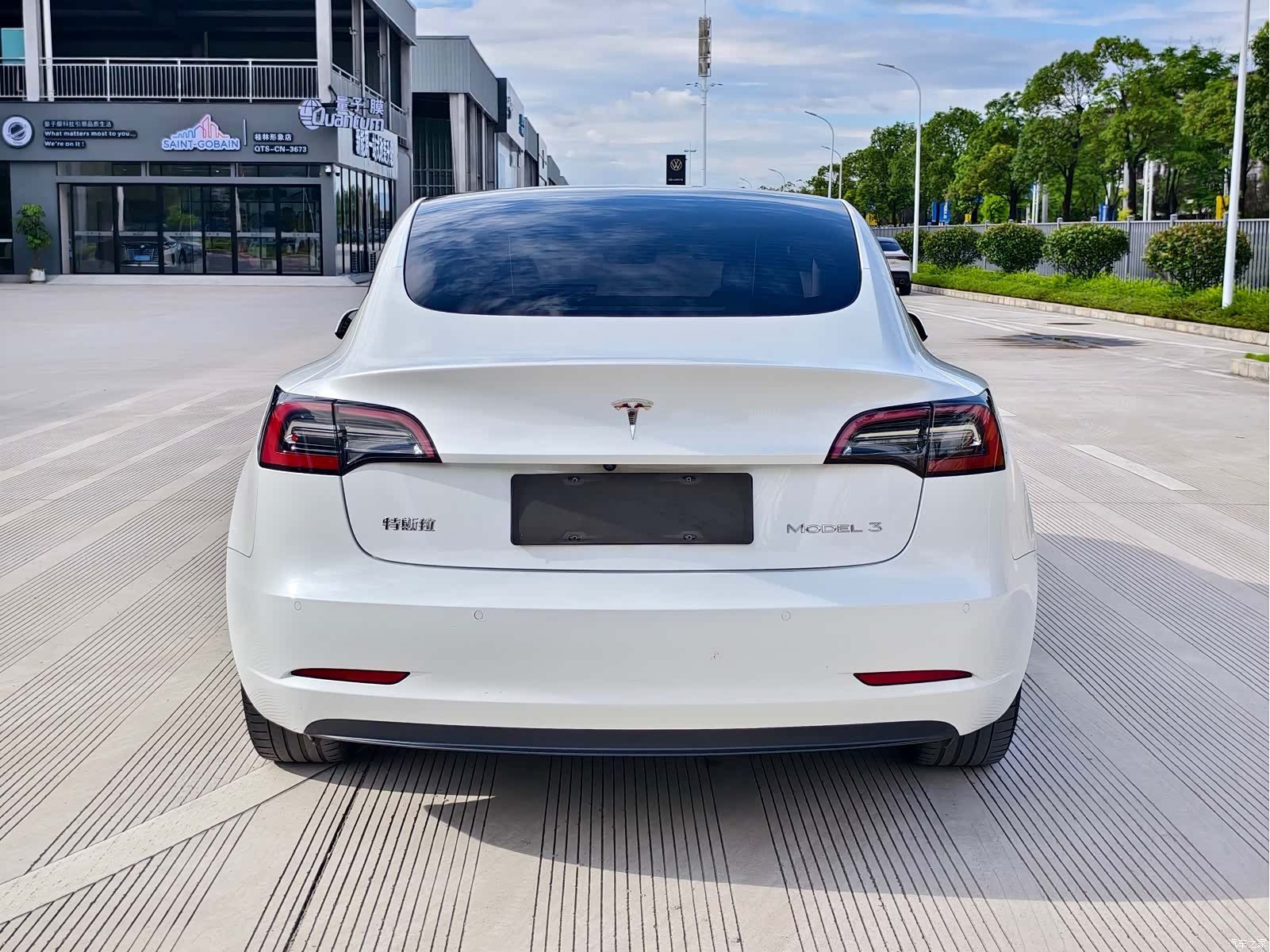 Tesla Model 3, 2021 все фото