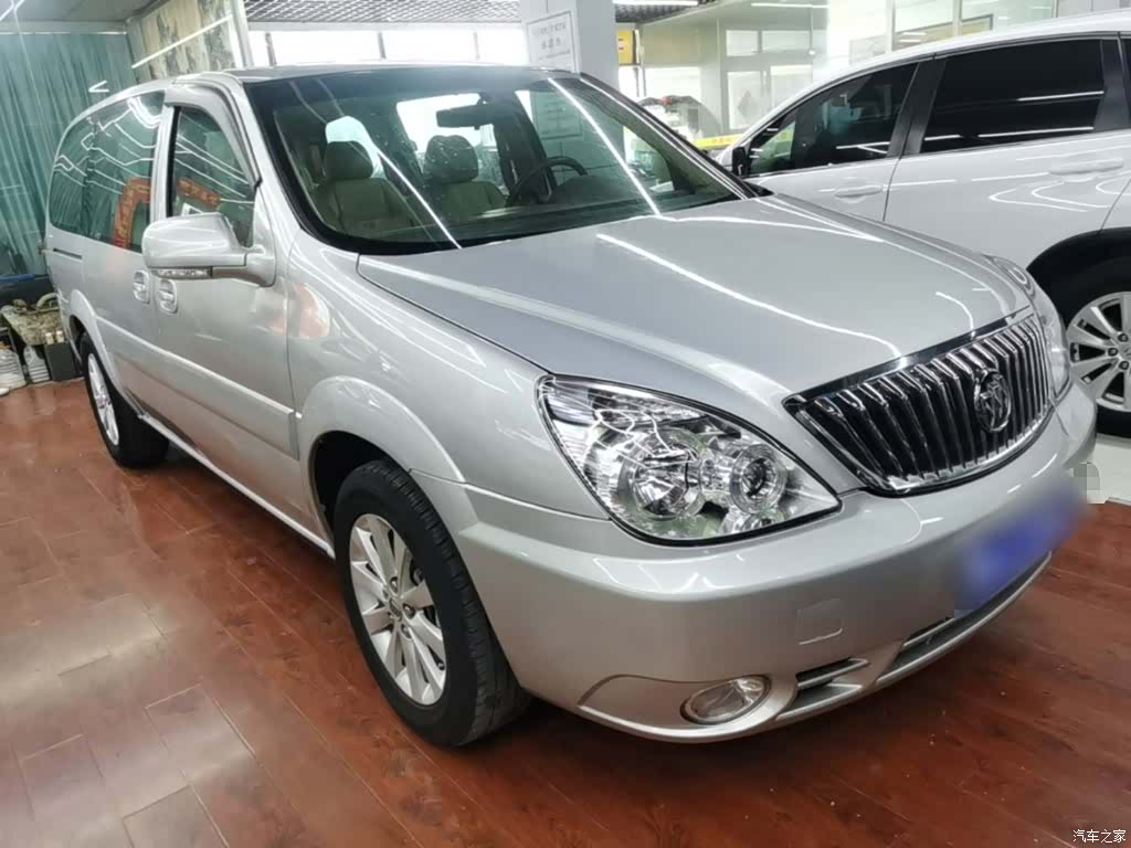 Buick GL8, 2016 4