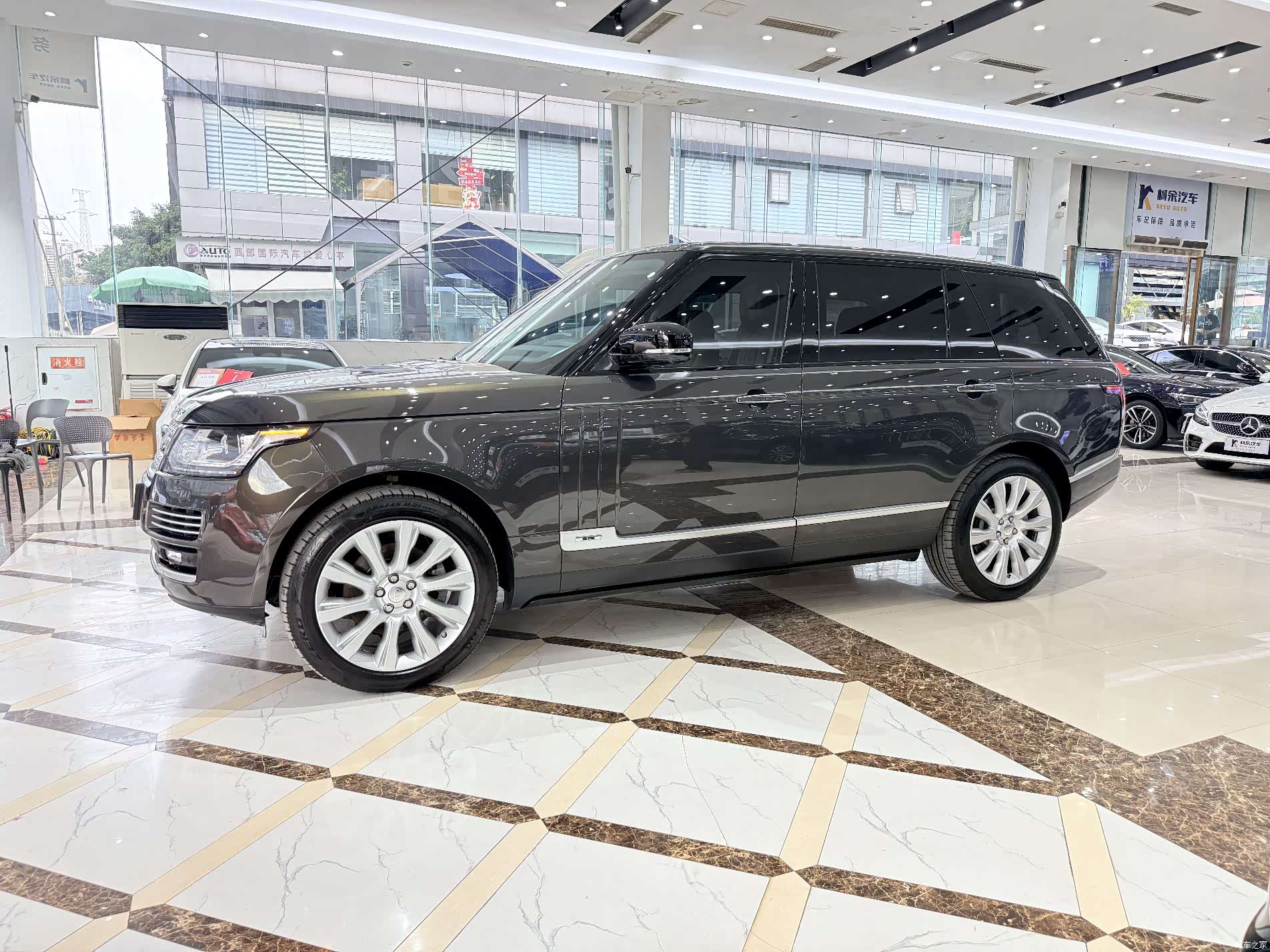 Land Rover Range Rover, 2014 25