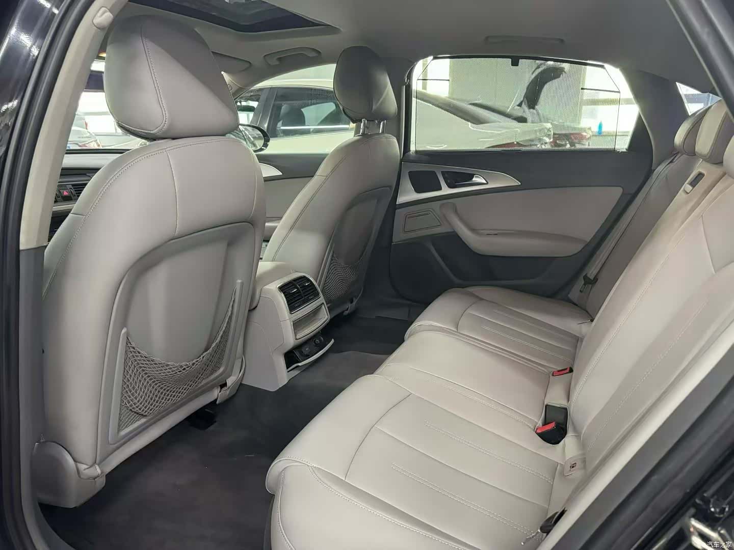 Audi A6L, 2012 все фото