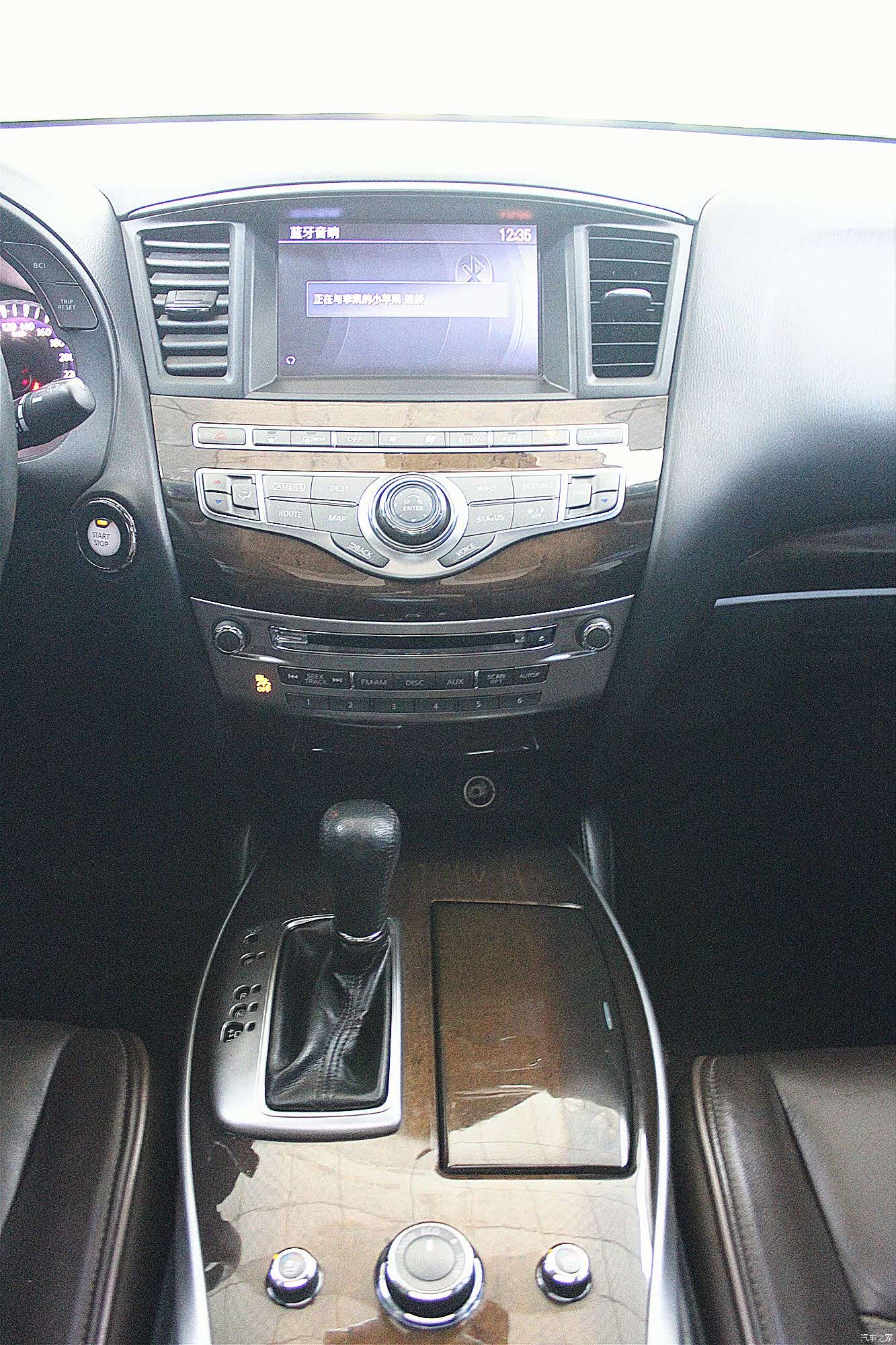 Infiniti QX60, 2015 11