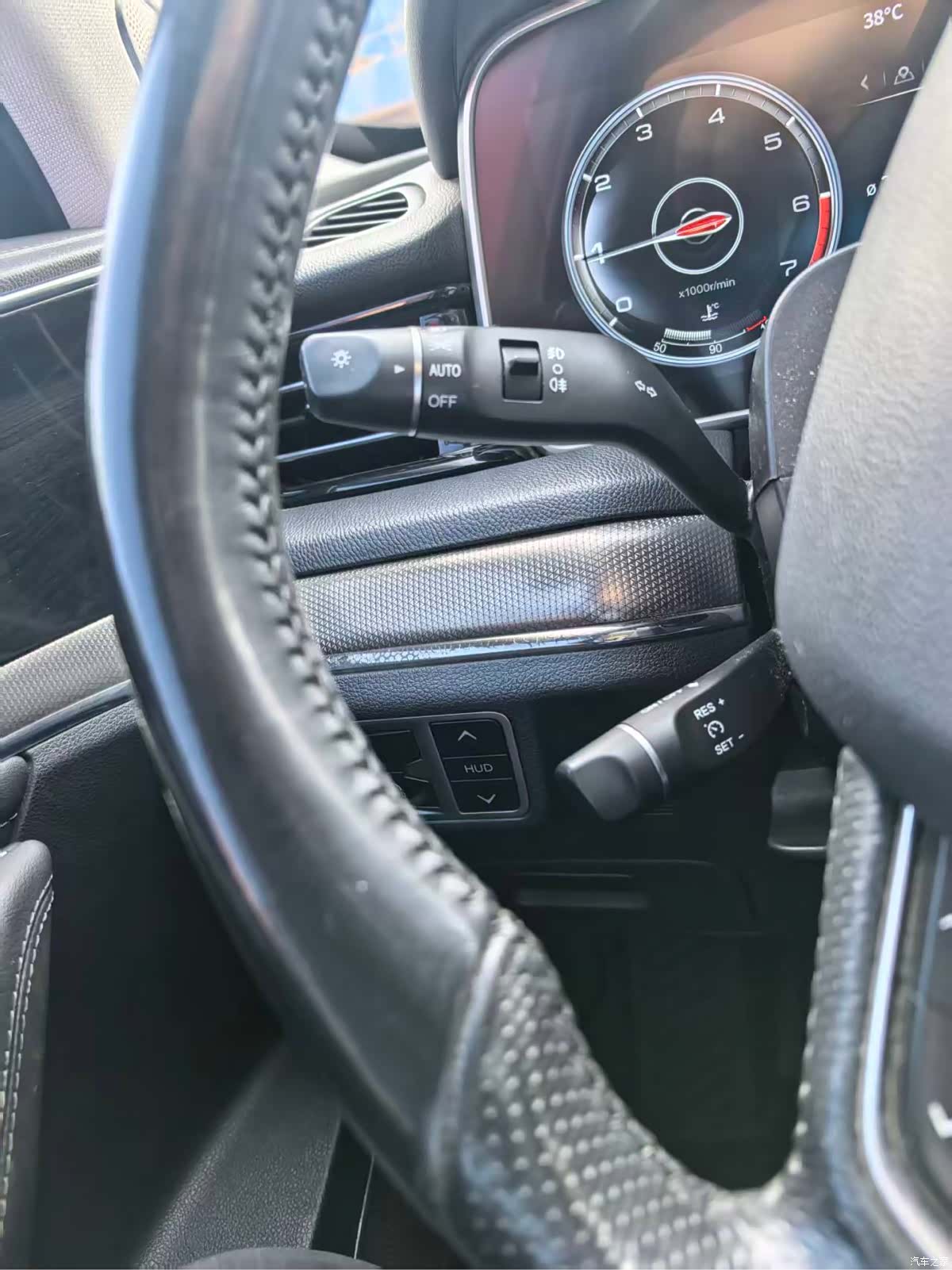 Hongqi HS5, 2021 10