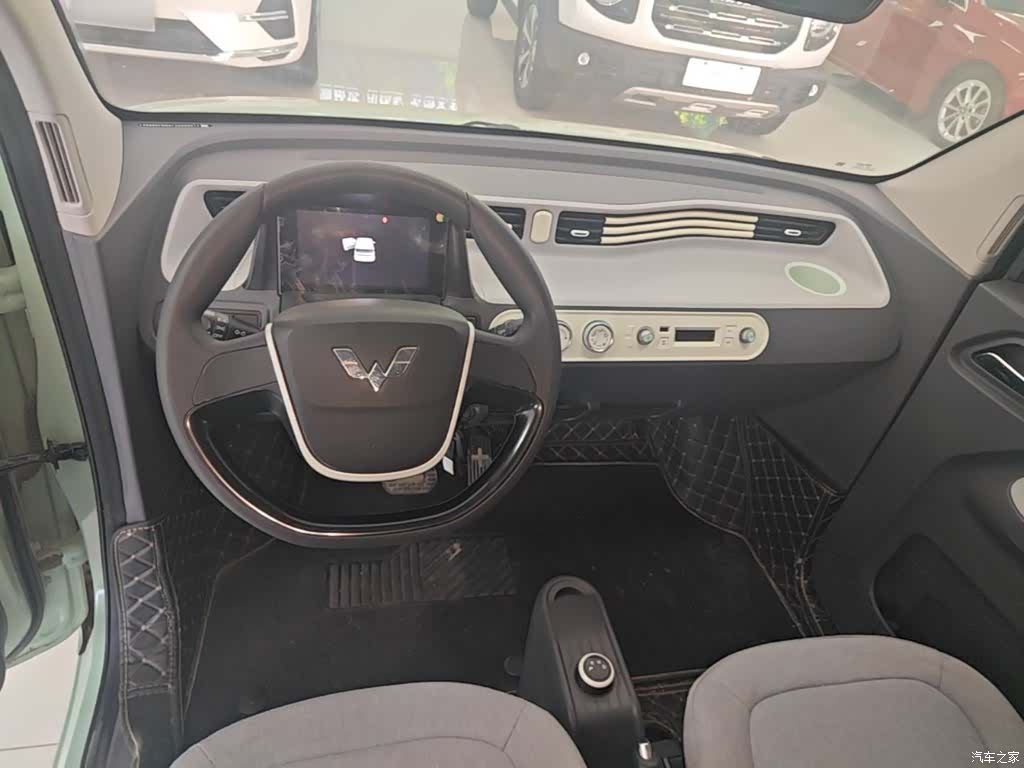 Wuling MINIEV, 2022 10