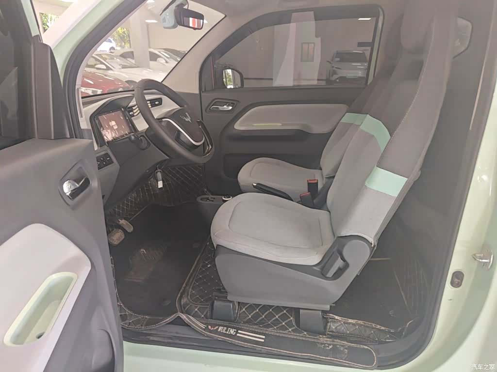 Wuling MINIEV, 2022 15