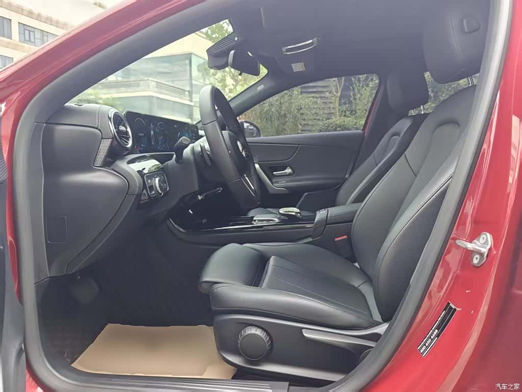 Mercedes-Benz A-Class, 2021 15