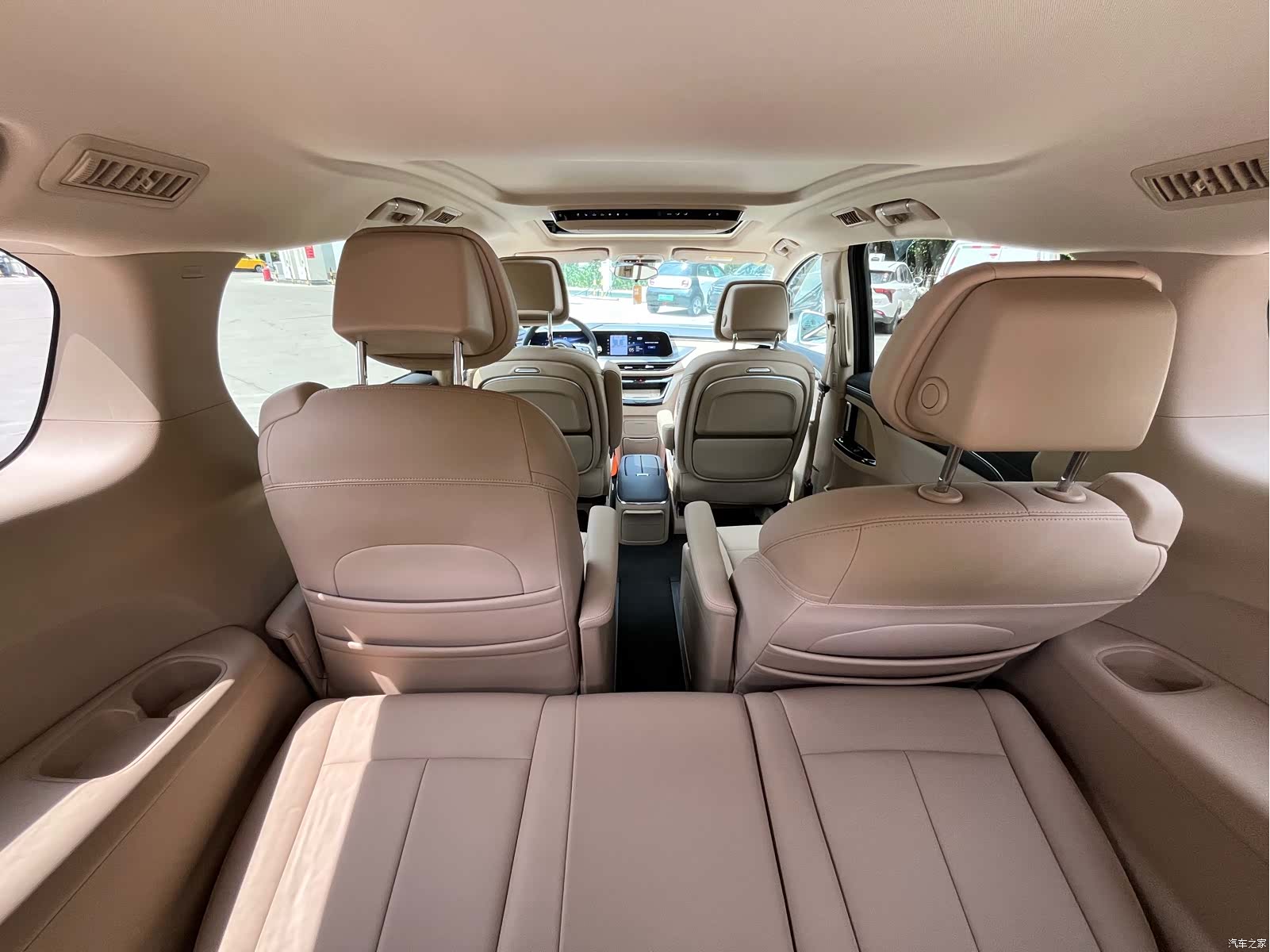 Buick GL8, 2025 21