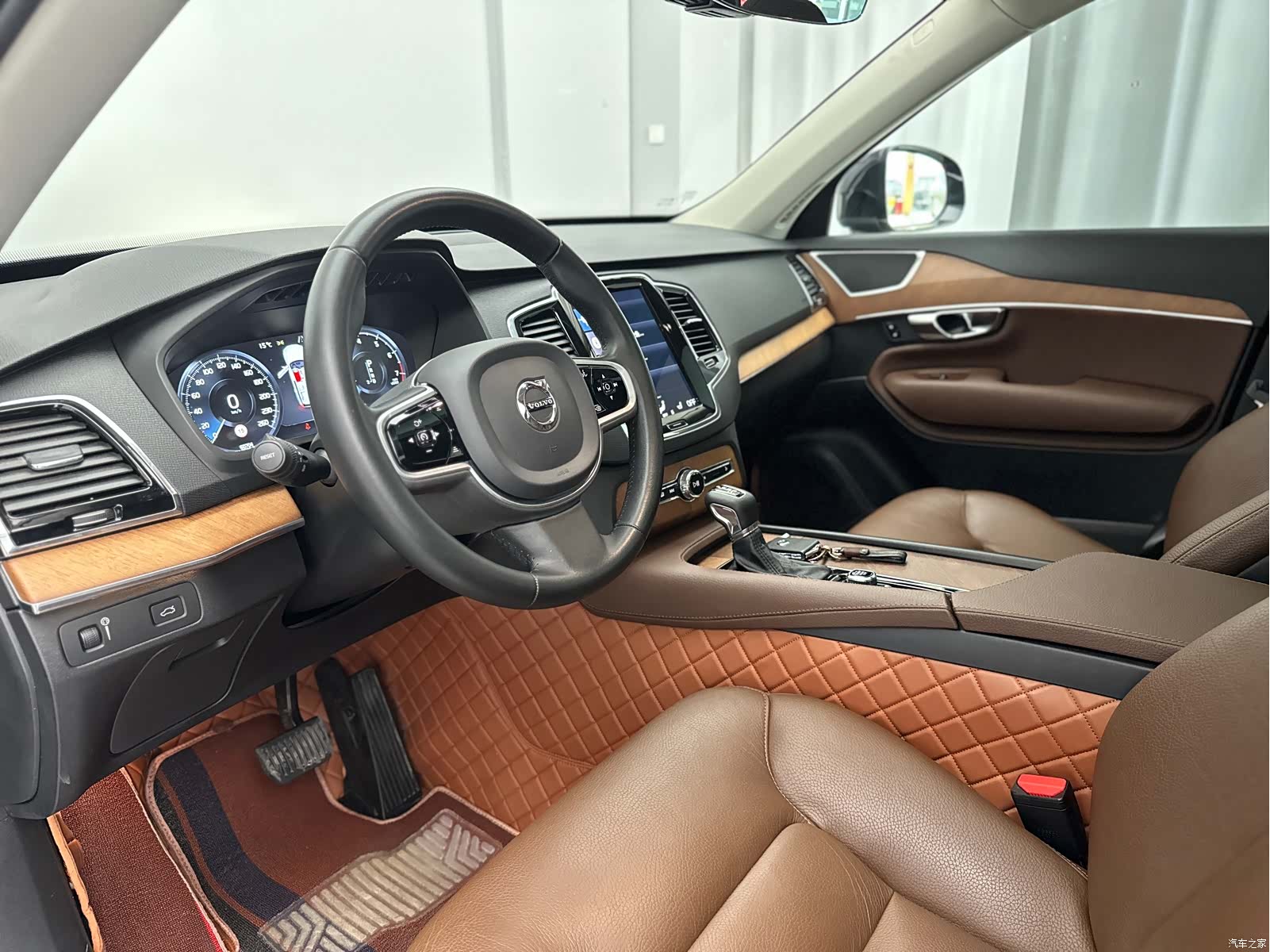 Volvo XC90, 2020 16