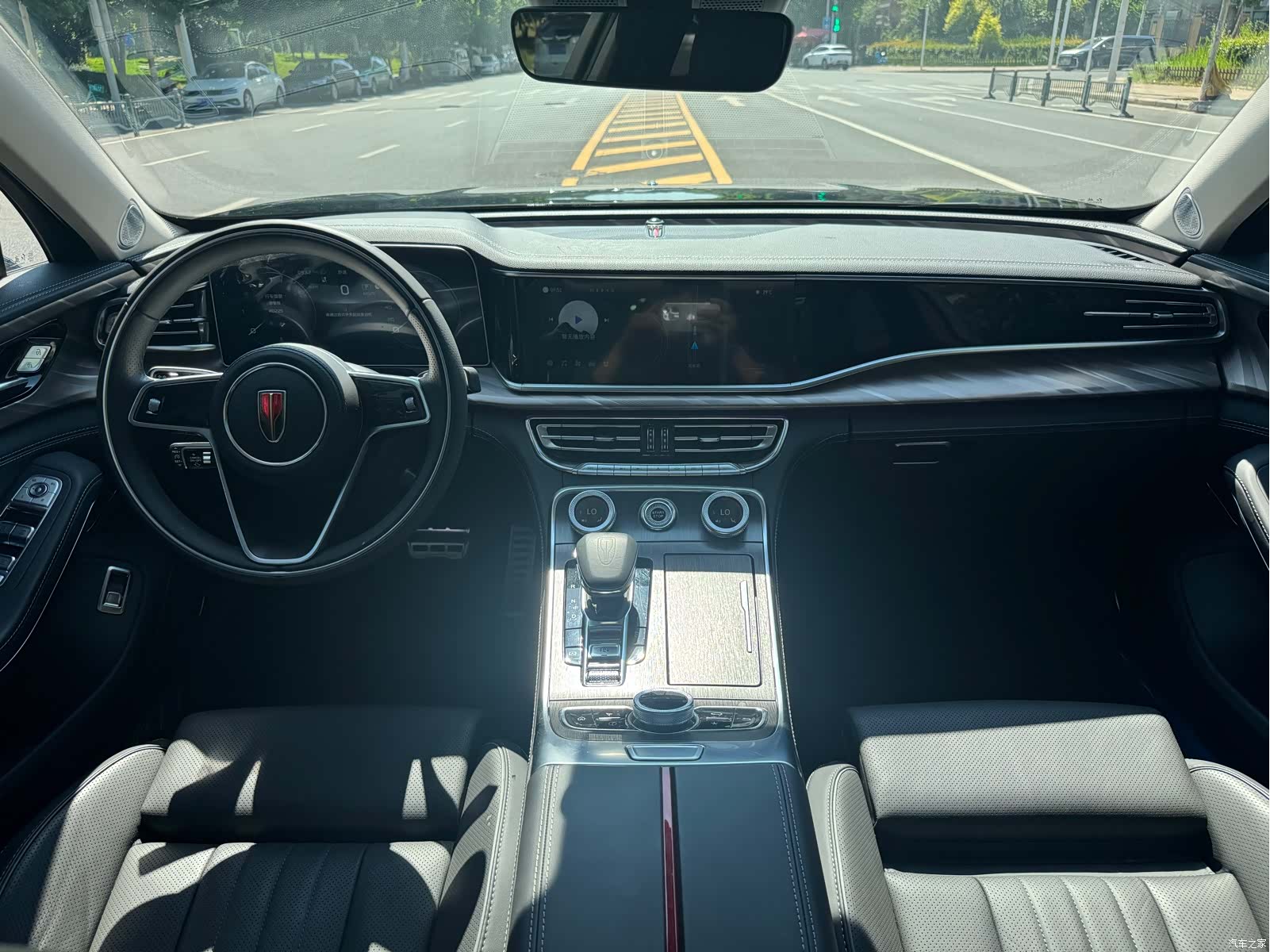 Hongqi H9, 2023 6