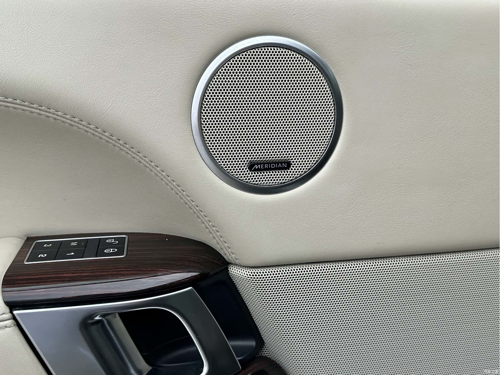 Land Rover Range Rover, 2014 10
