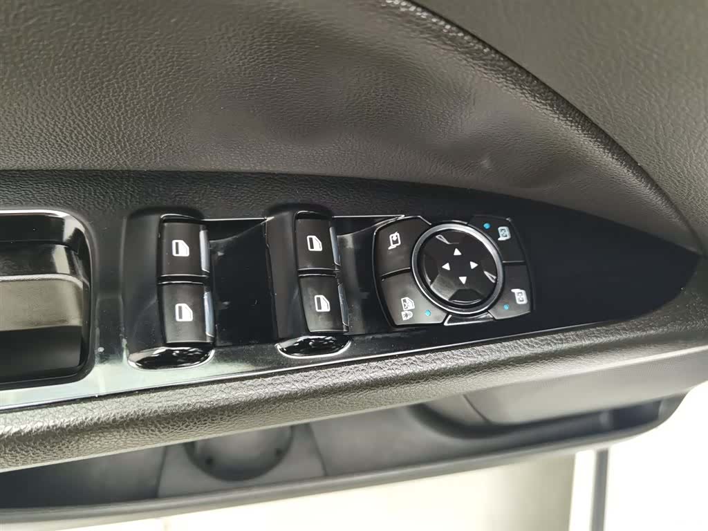 Ford Mondeo, 2015 9