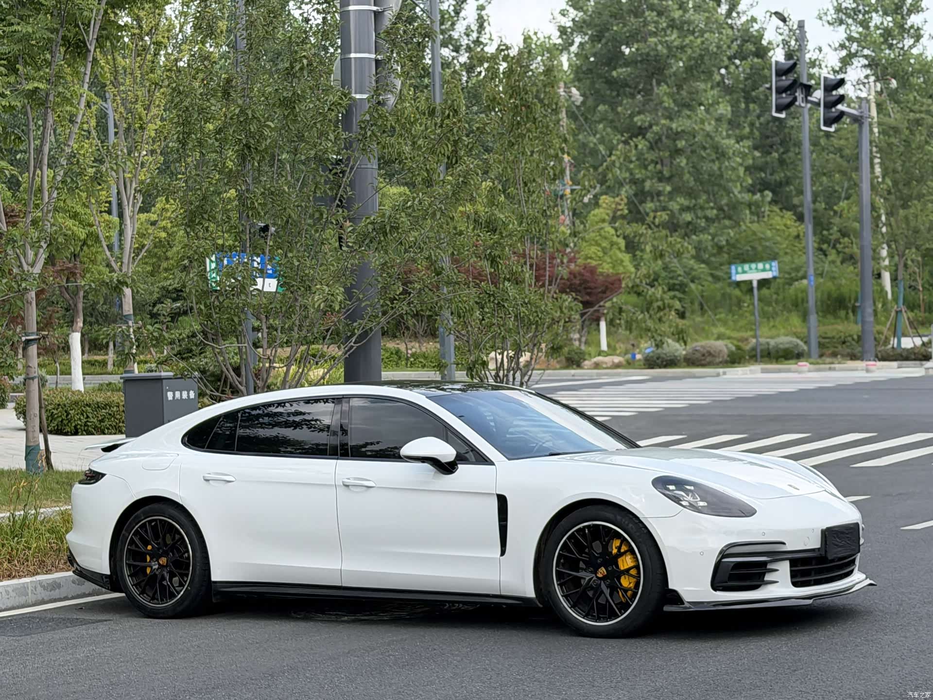 Porsche Panamera, 2019 3