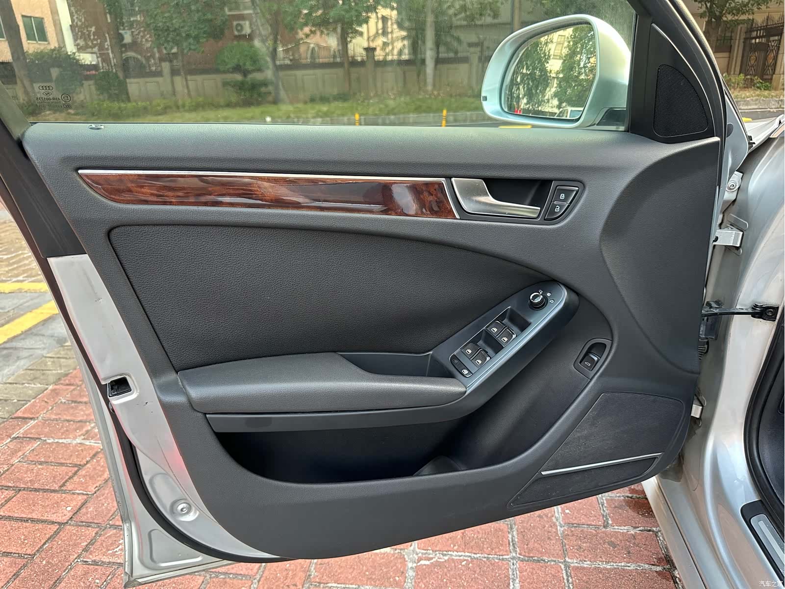 Audi A4L, 2012 14