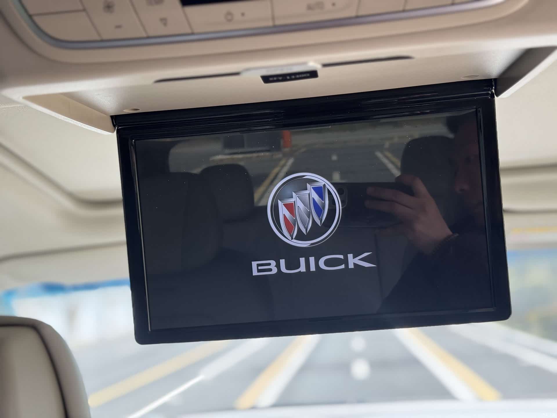 Buick GL8, 2020 23