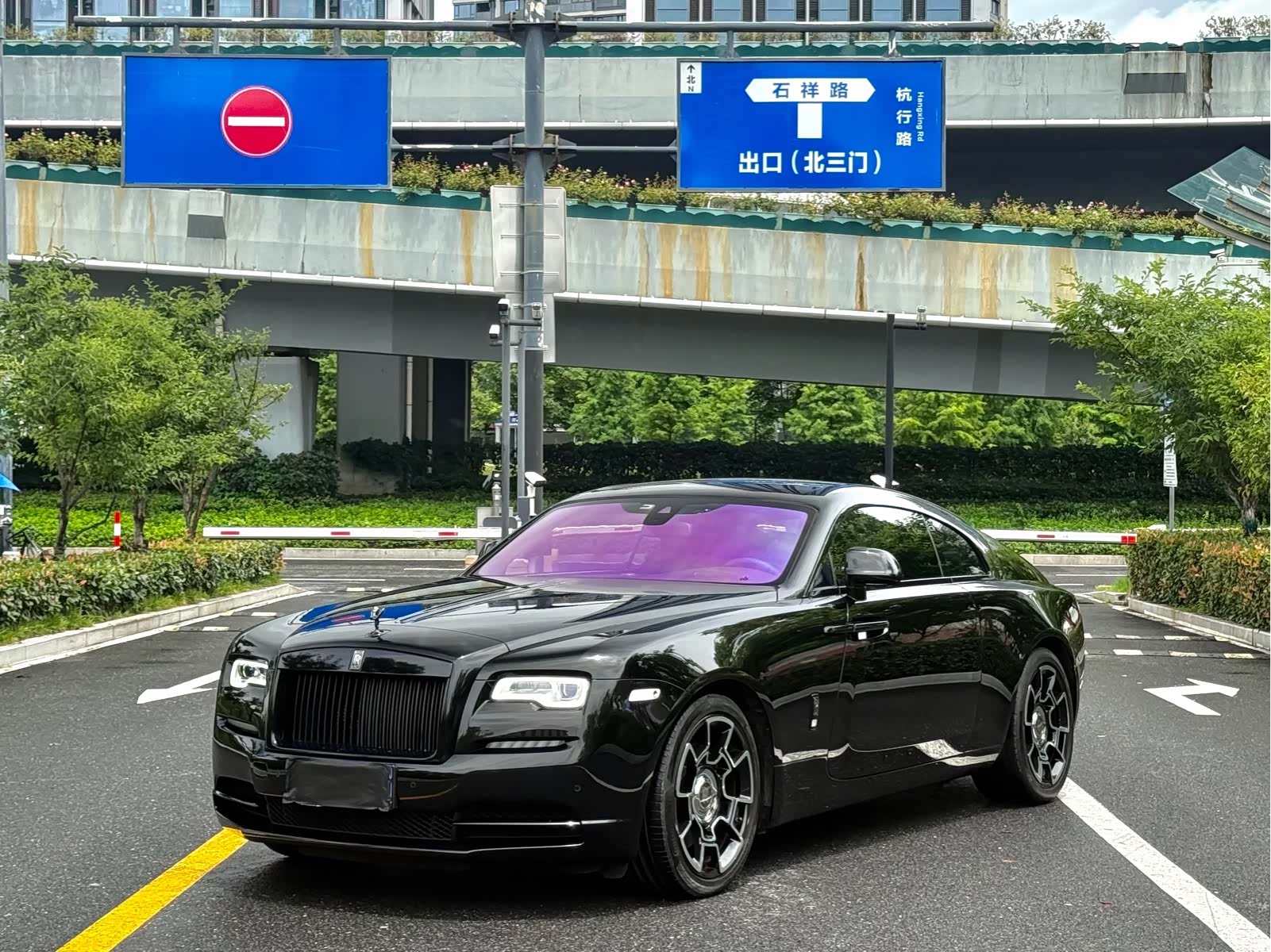 Rolls-Royce Wraith, 2022 3