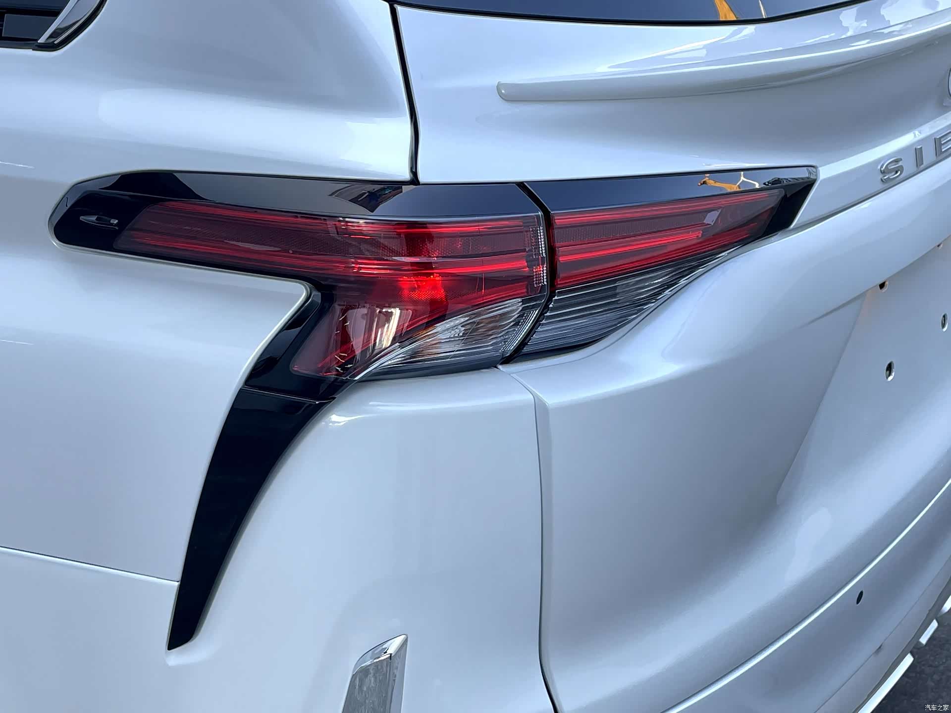 Toyota Sienna, 2024 6