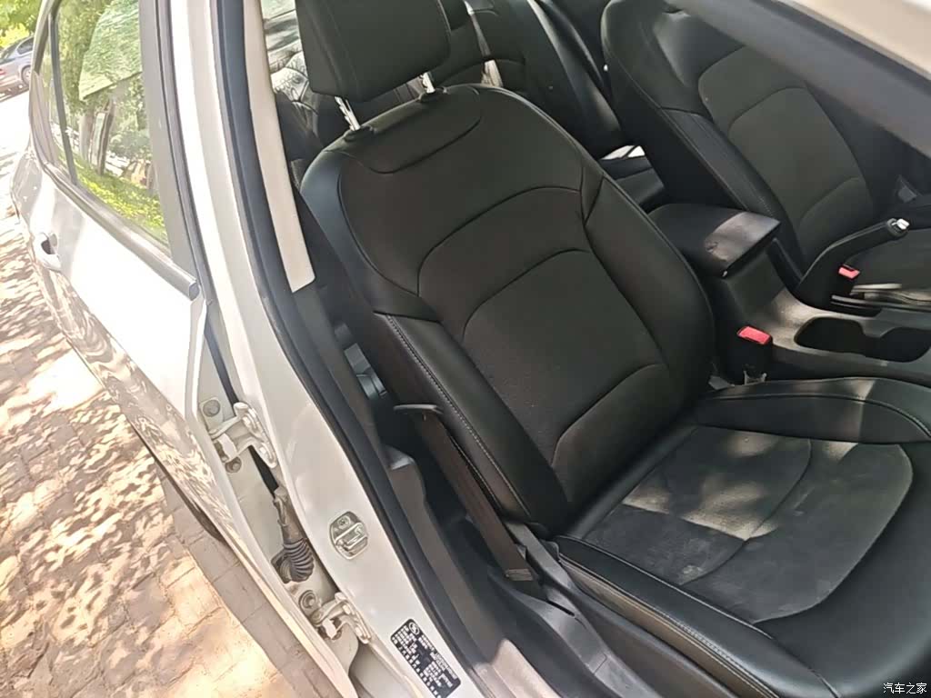 Chevrolet 320, 2017 25