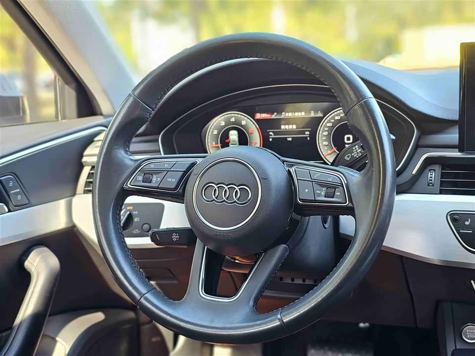 Audi A4L
