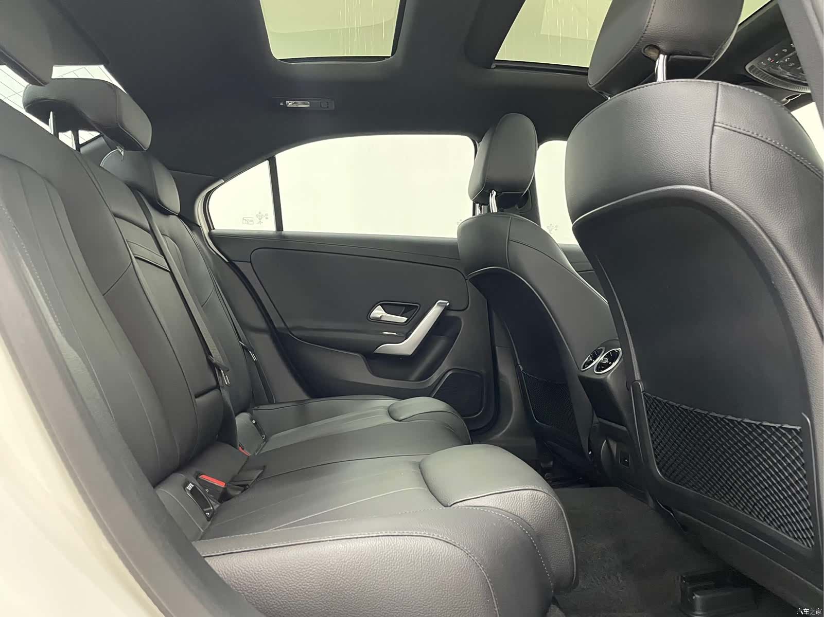 Mercedes-Benz A-Class, 2023 15