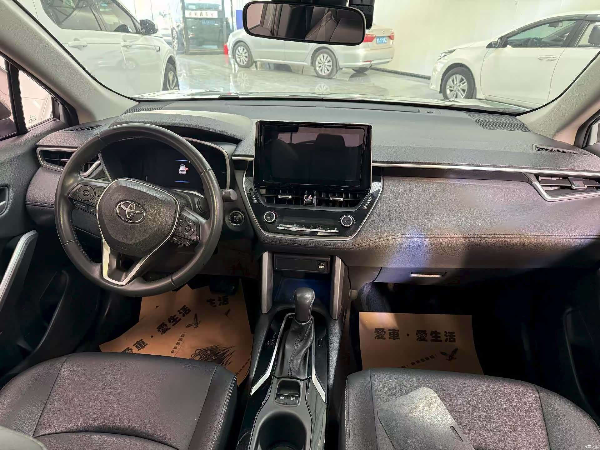 Toyota Corolla, 2022 все фото