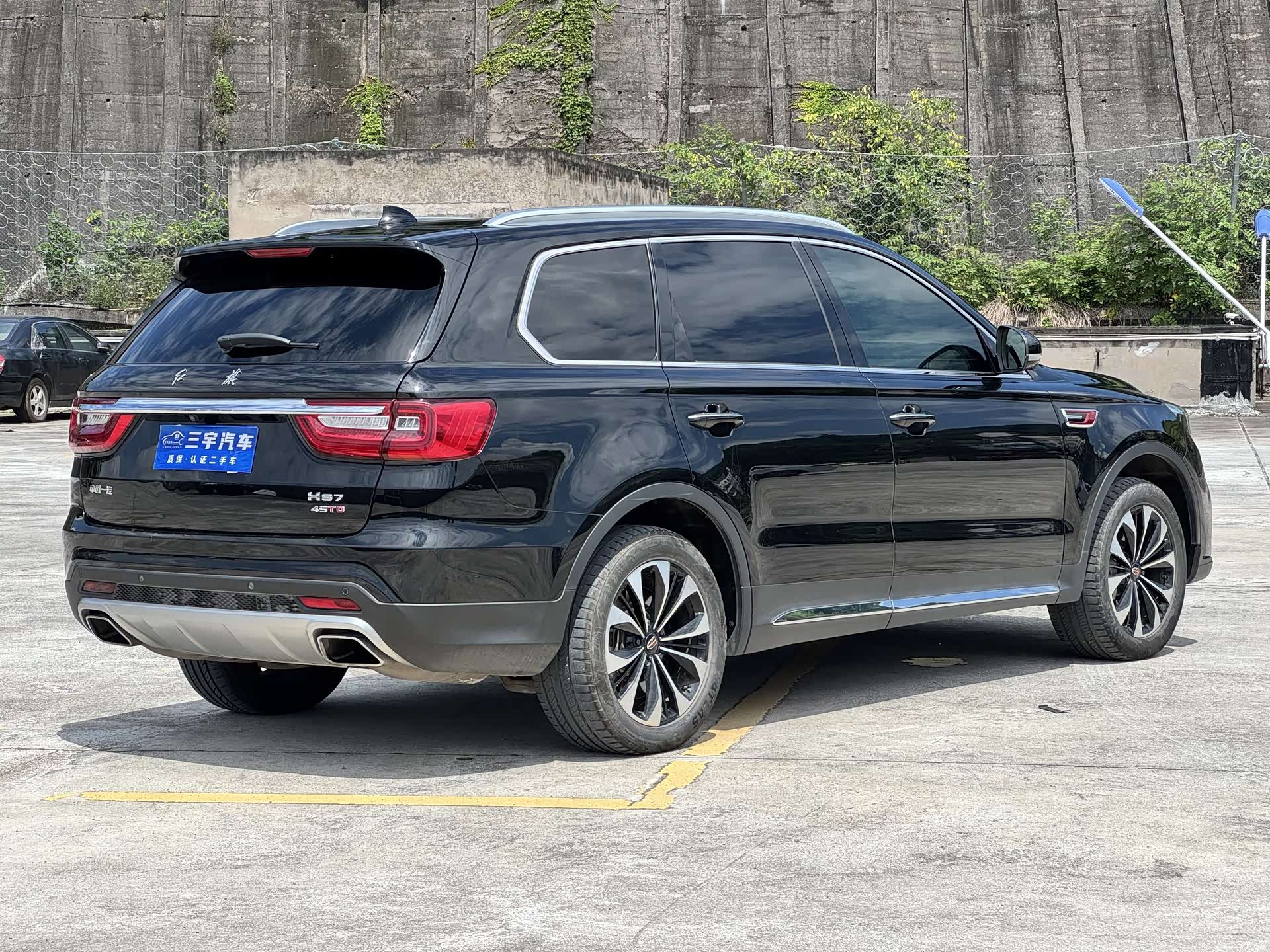 Hongqi HS7, 2022 3