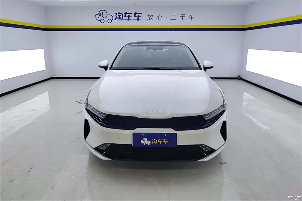Kia K5, 2021 2