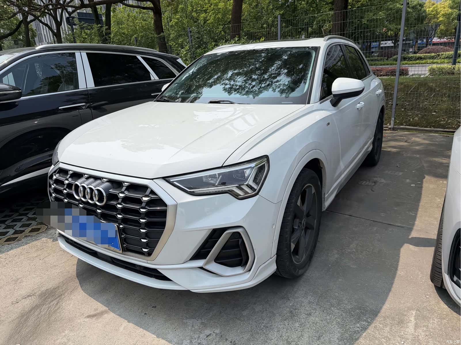 Audi Q3, 2022 1