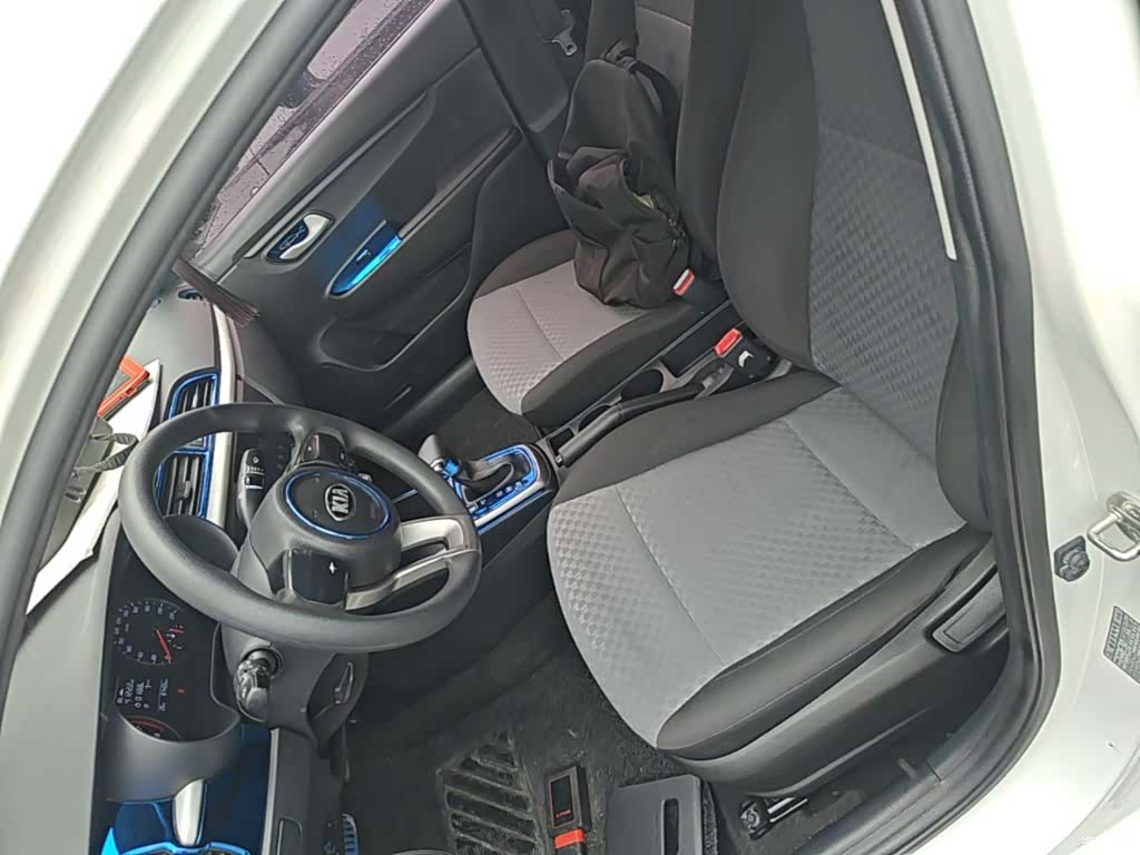 Kia K2, 2017 15