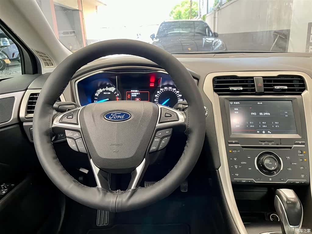Ford Mondeo, 2015 12